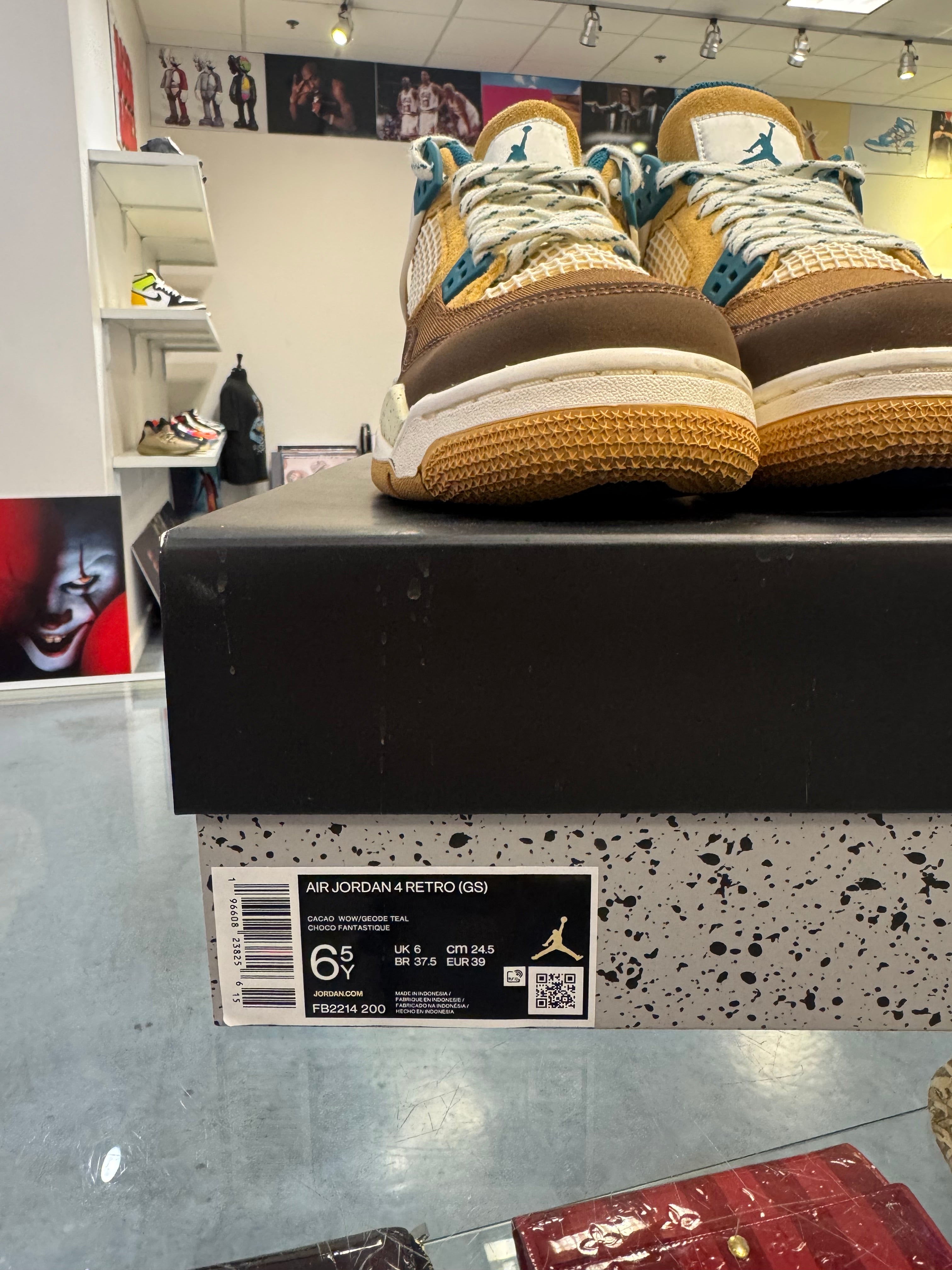 Preowned GS Jordan 4 Cacao Wow