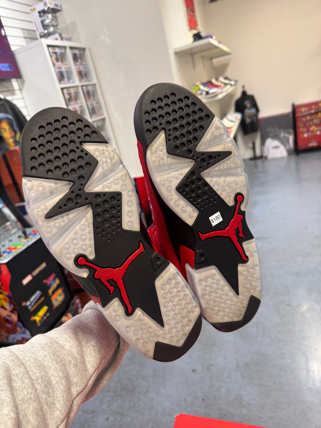 Preowned Jordan 6 Retro Toro Bravo