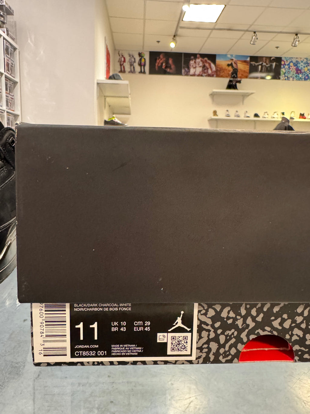 Preowned Jordan 3 Retro Black Cat