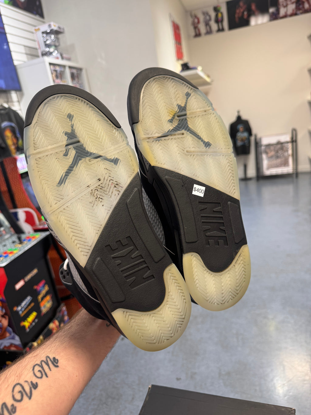 Preowned Jordan 5 Retro Black Metallic Reimagined