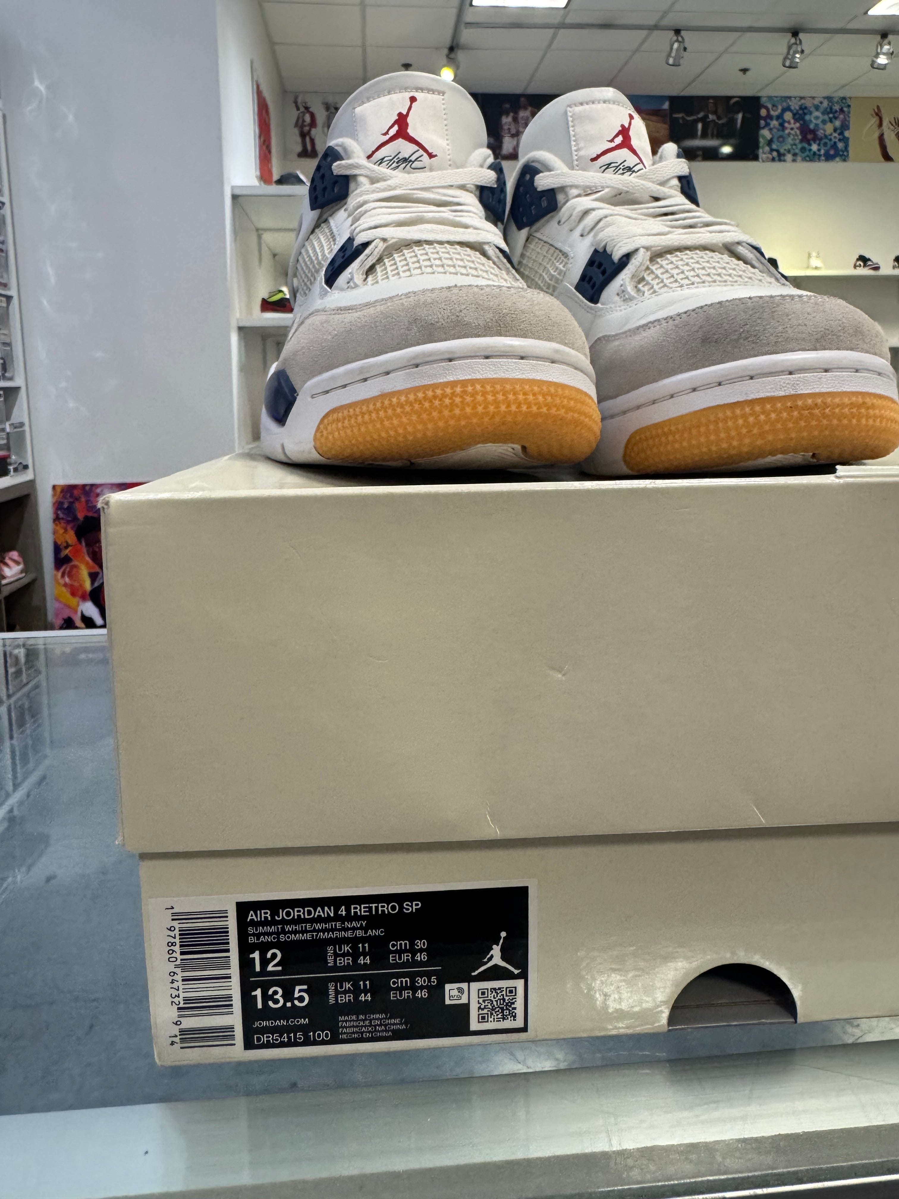 Preowned Jordan 4 Retro SB Navy
