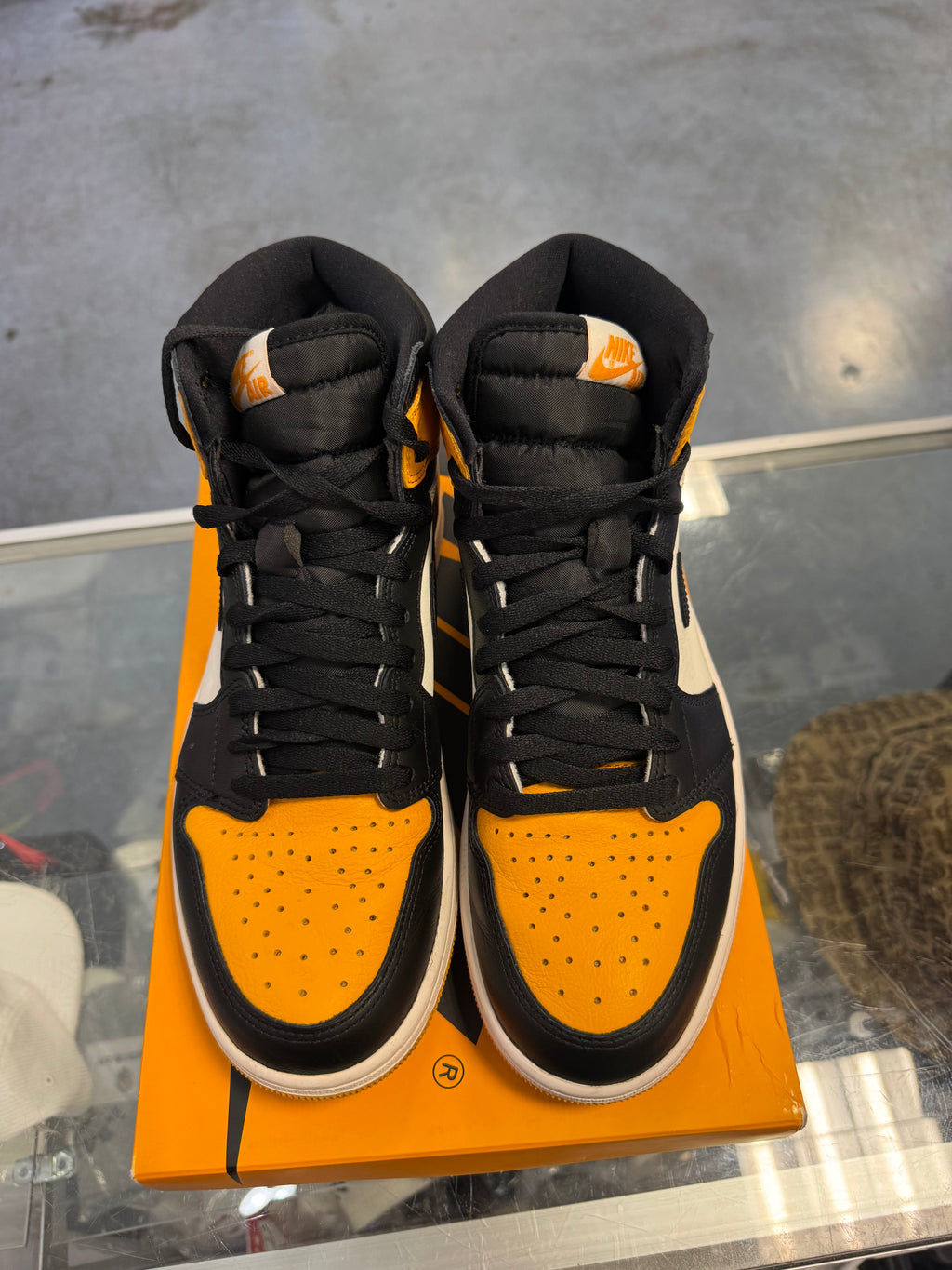 Preowned Jordan 1 Retro High Taxi