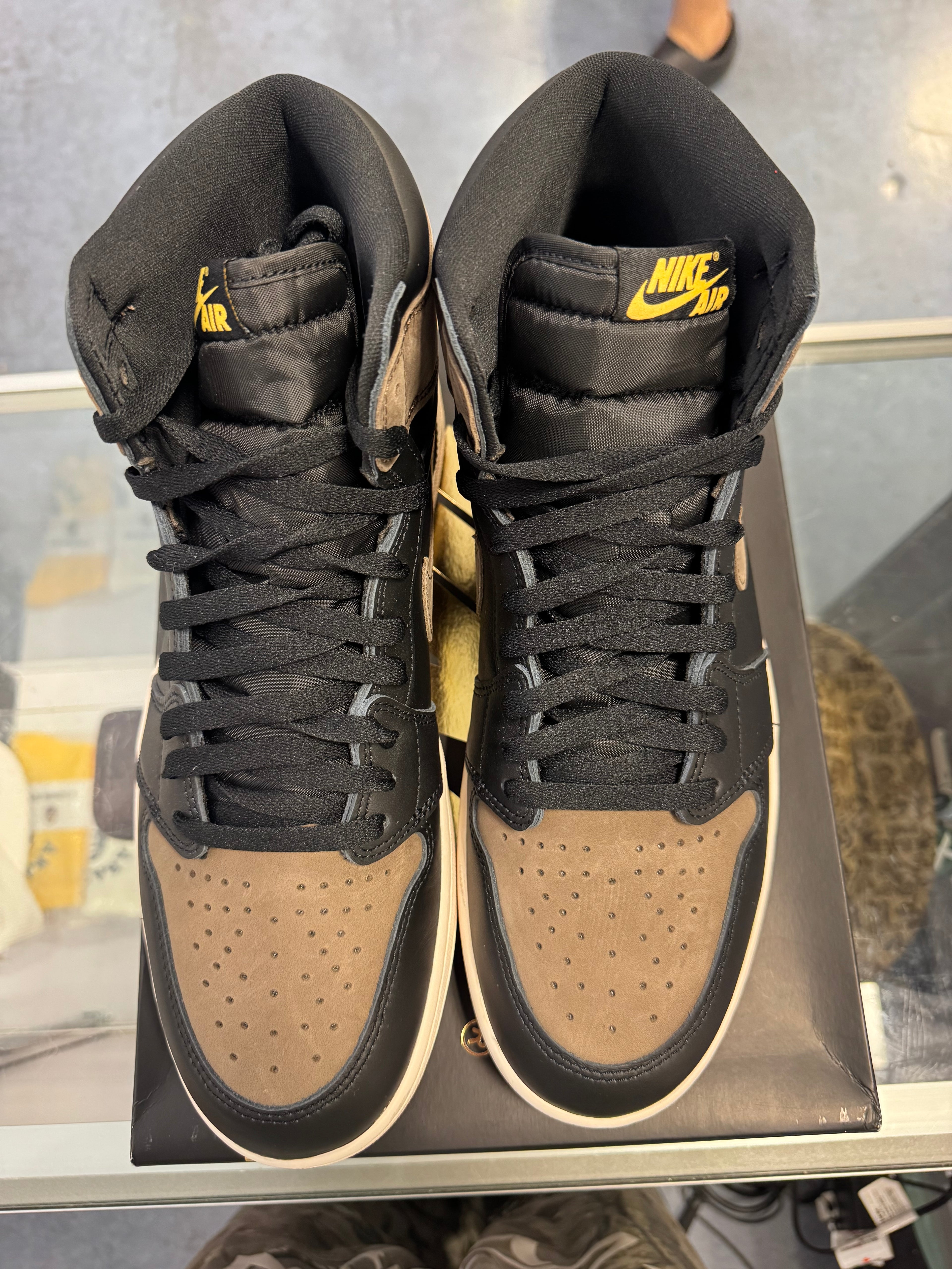 Preowned Jordan 1 Retro High Palomino