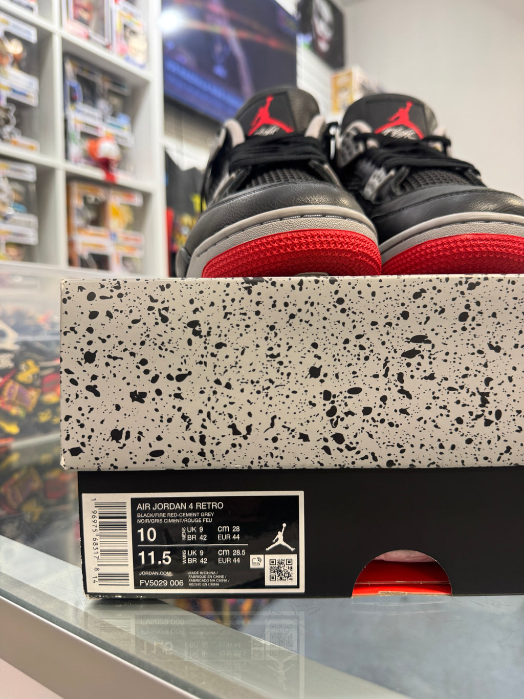 Preowned Jordan 4 Retro Reimagined Bred