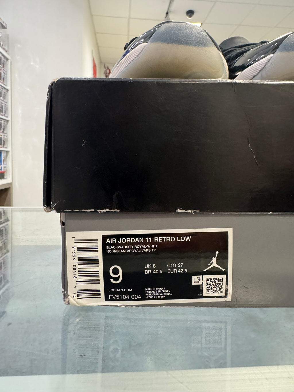 Preowned Jordan 11 Retro Low Space Jam