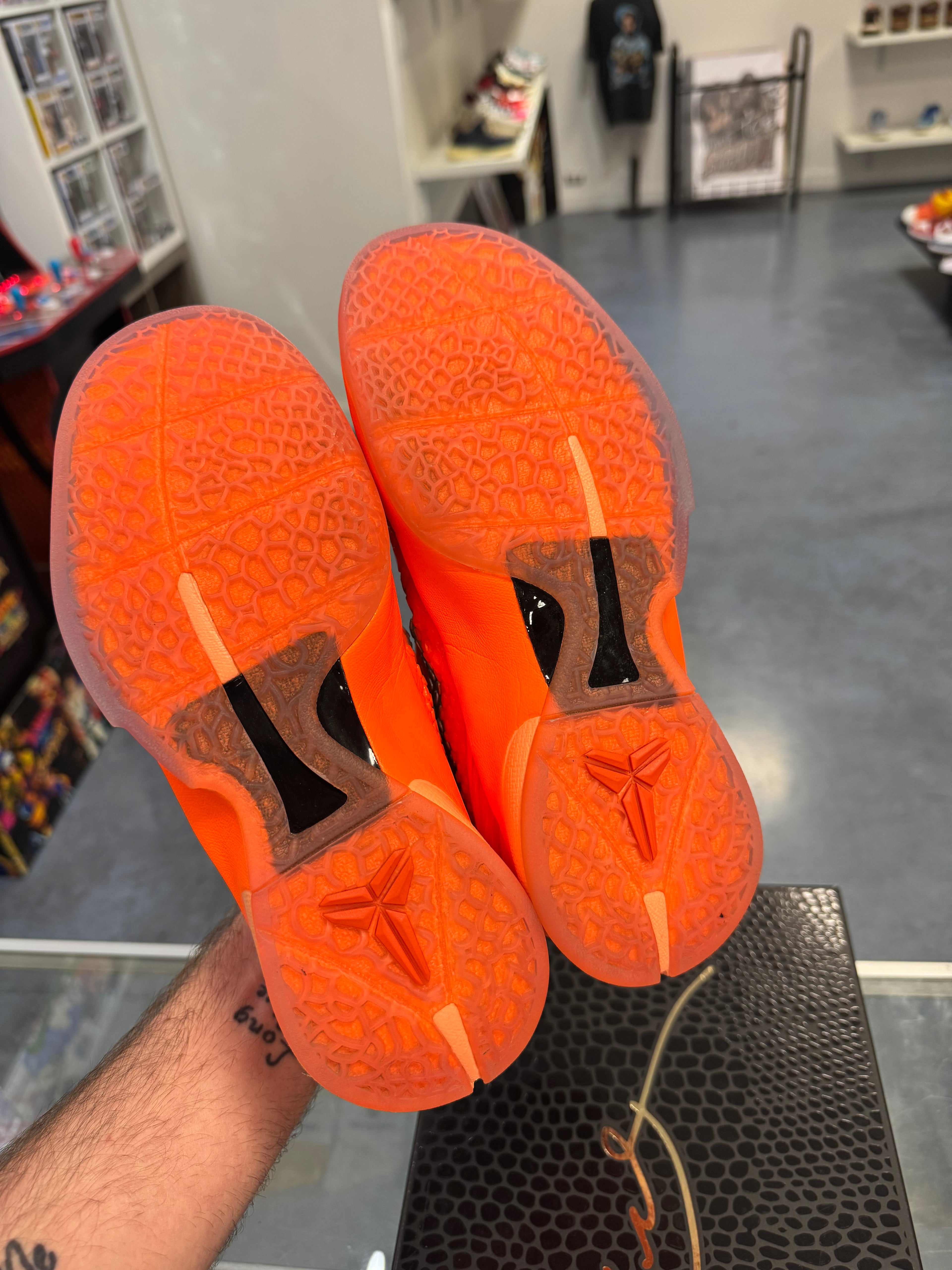 Preowned GS Kobe 6 Total Orange