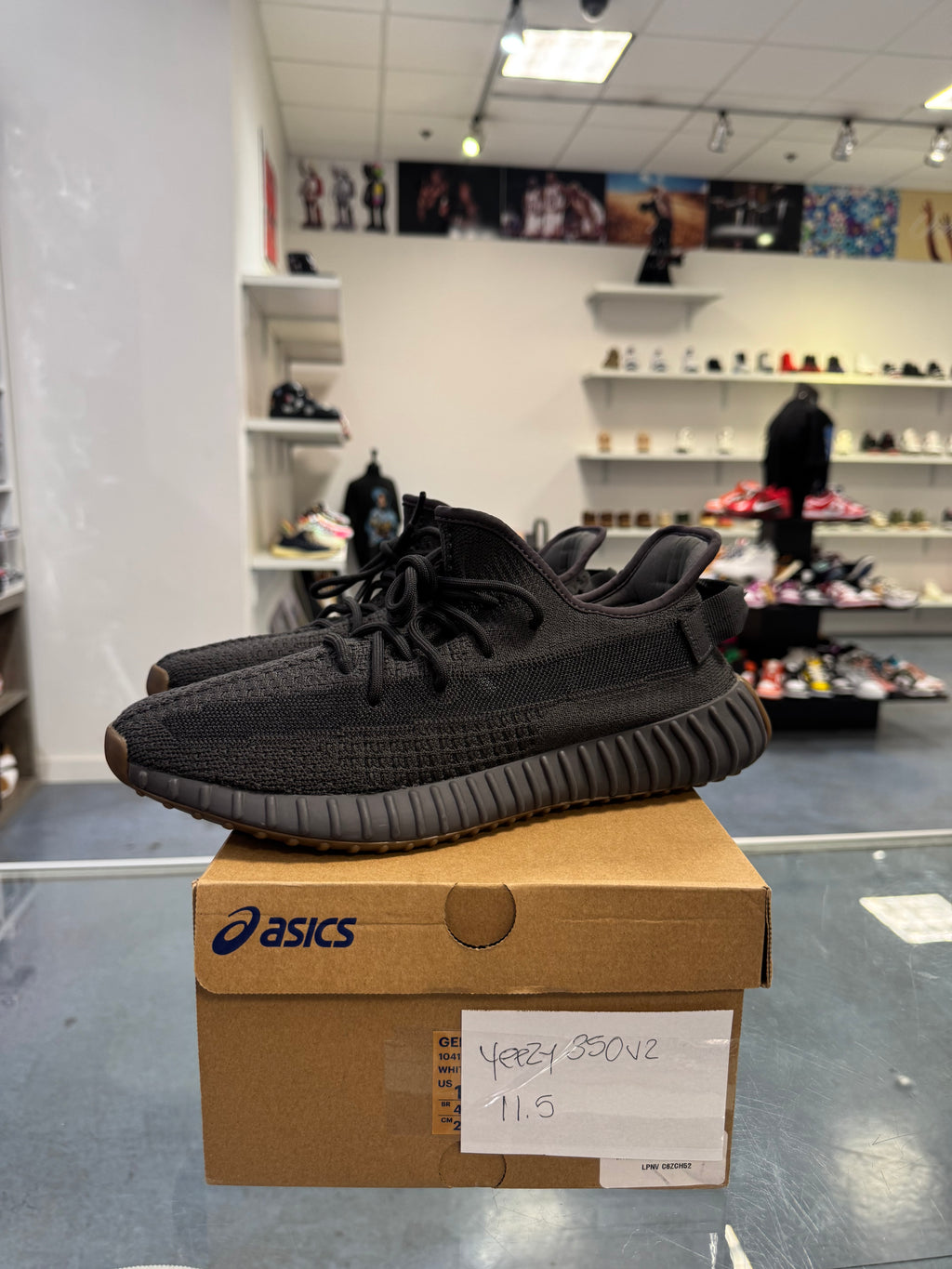 Preowned Adidas Yeezy 350 Cinder
