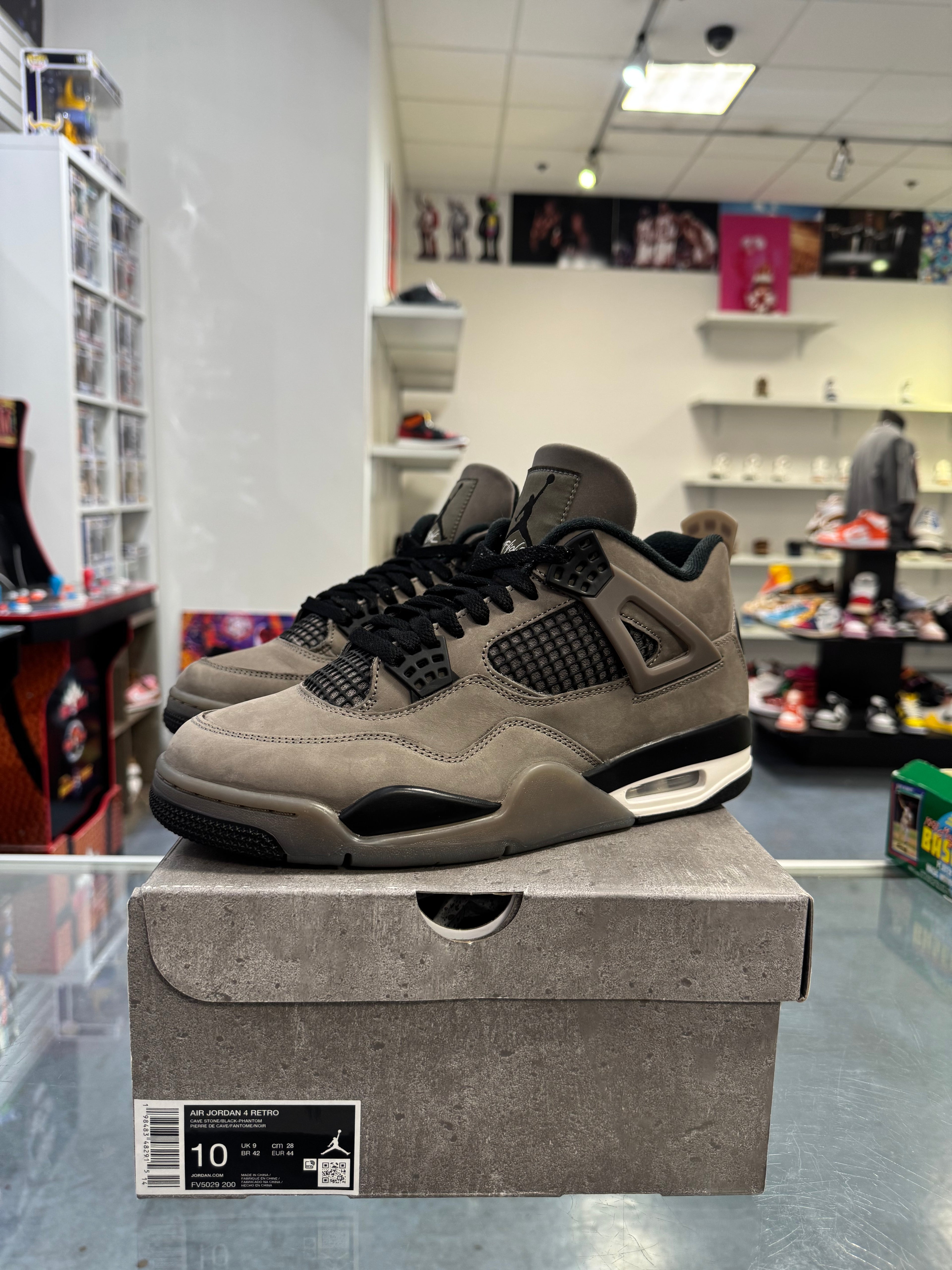 Preowned Jordan 4 Retro Cave Stone
