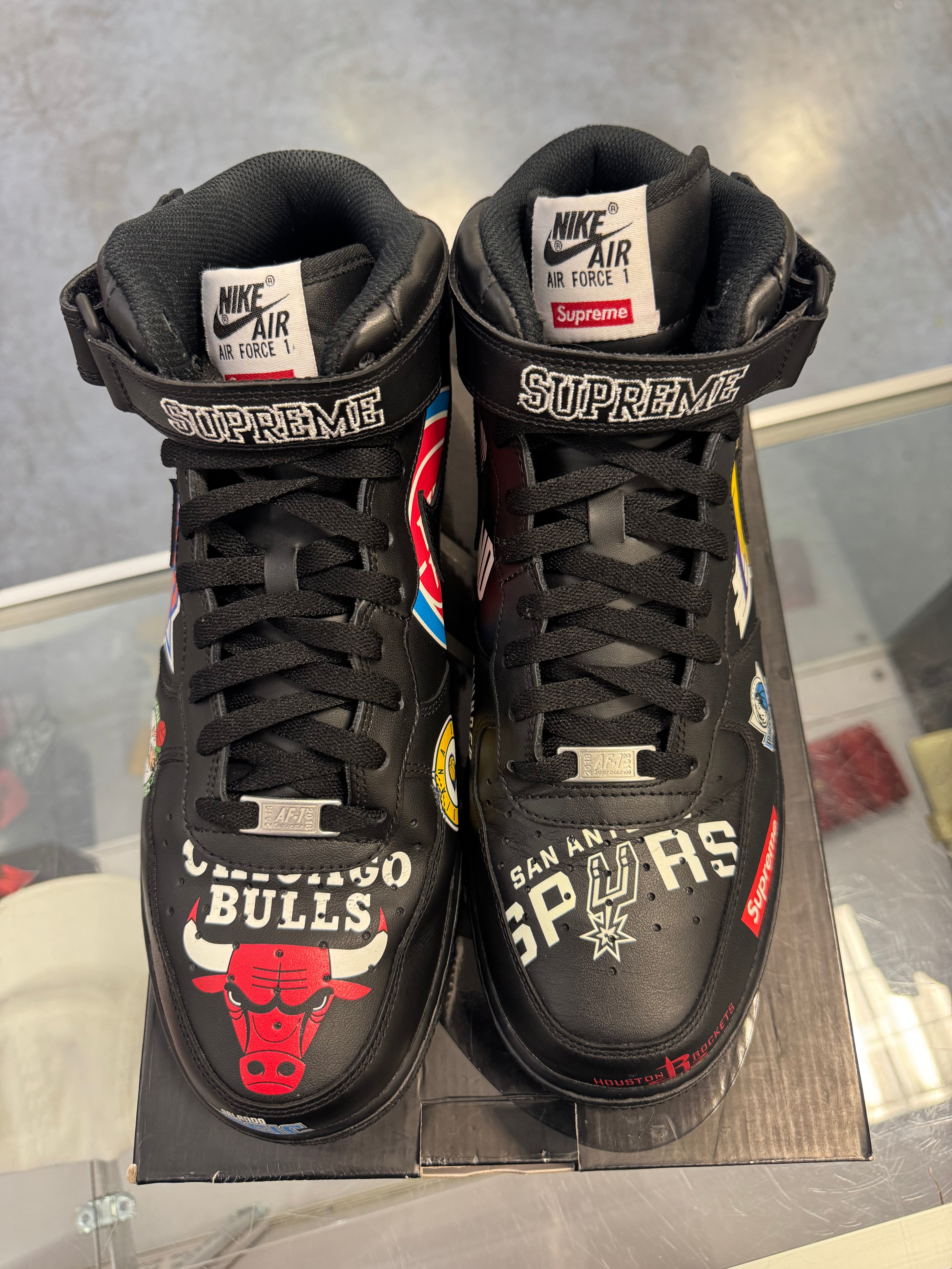 Preowned Nike AF1 Mid Supreme NBA