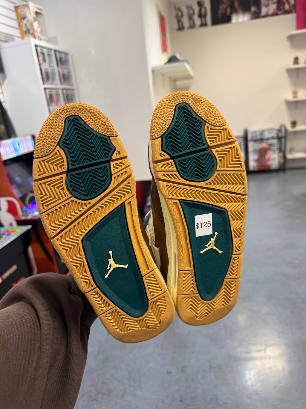 Preowned GS Jordan 4 Cacao Wow