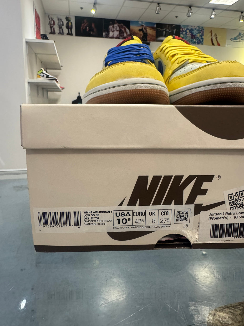 Preowned Jordan 1 Low Travis Scott Canary