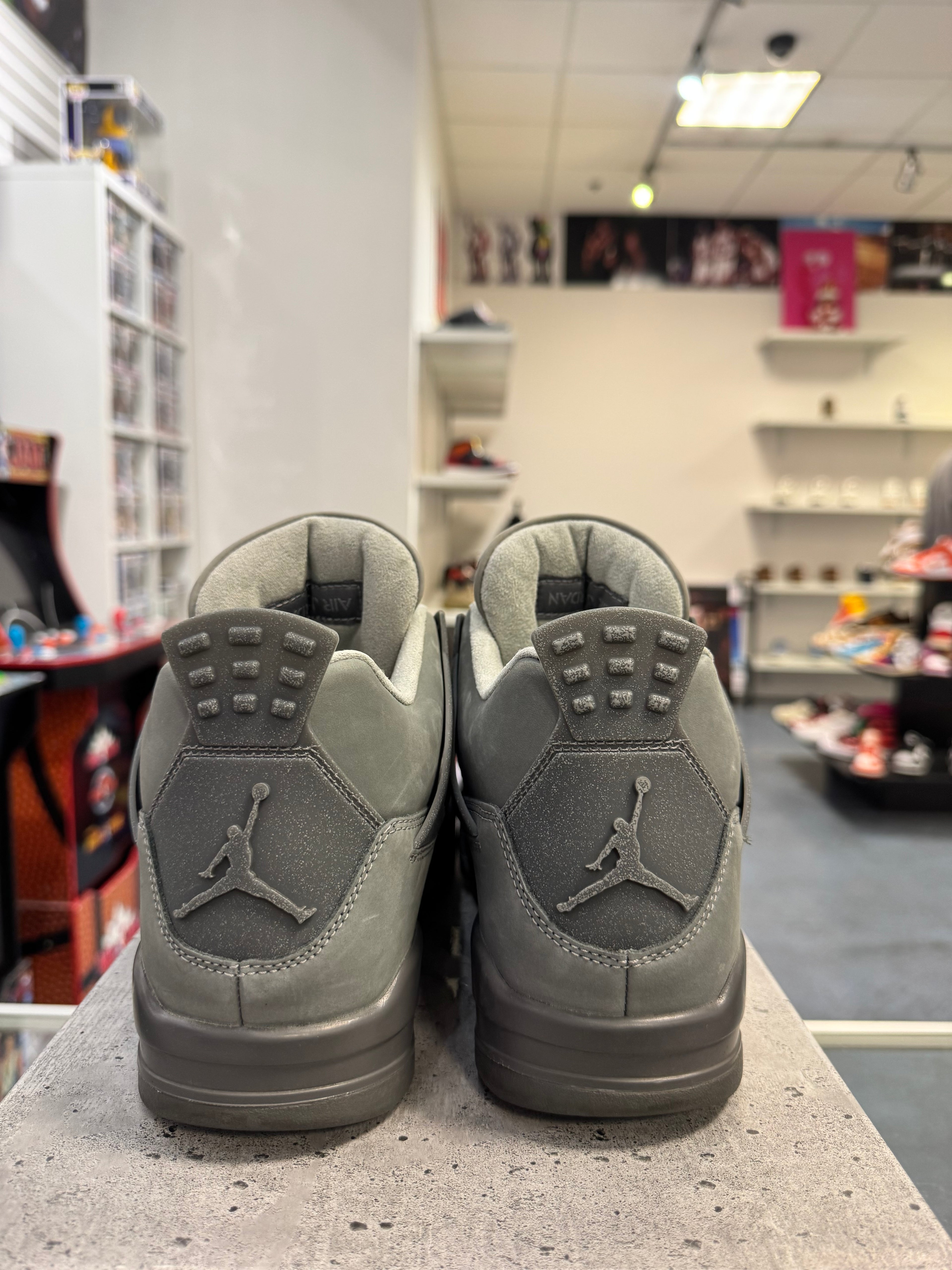 Preowned Jordan 4 Retro SE Paris Olympics Wet Cement