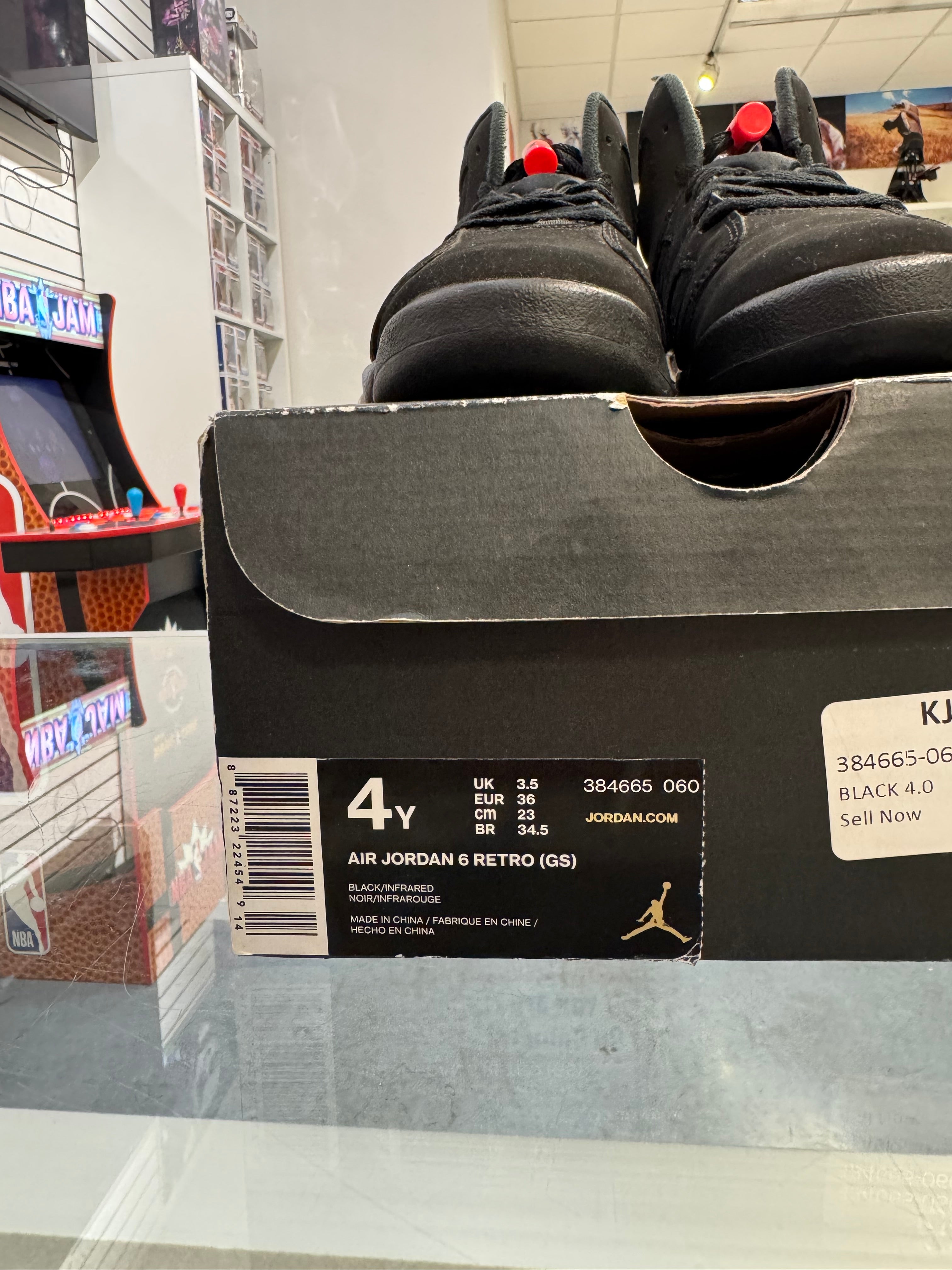 Preowned Jordan 6 Infrared GS