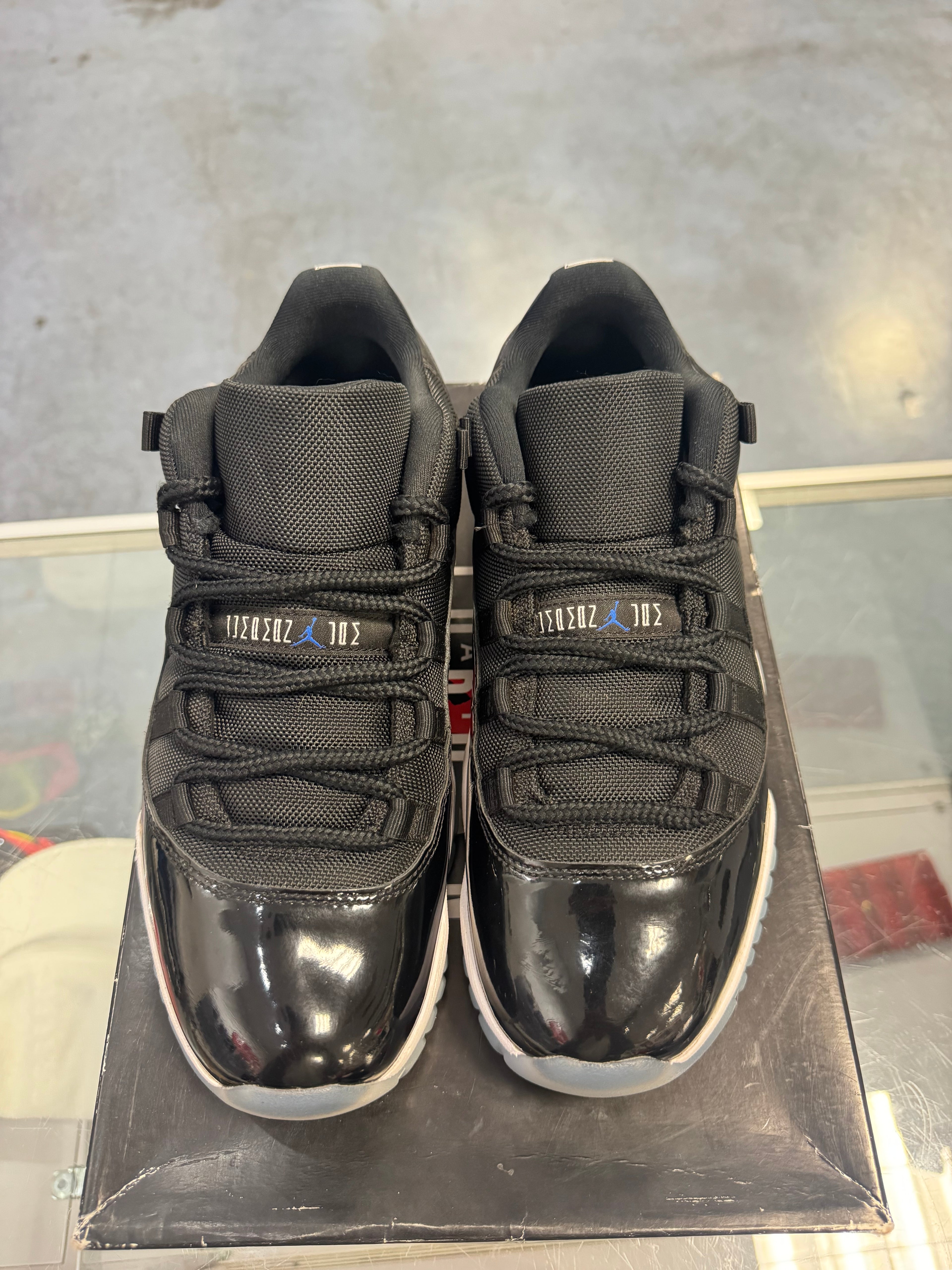 Preowned Jordan 11 Retro Low Space Jam
