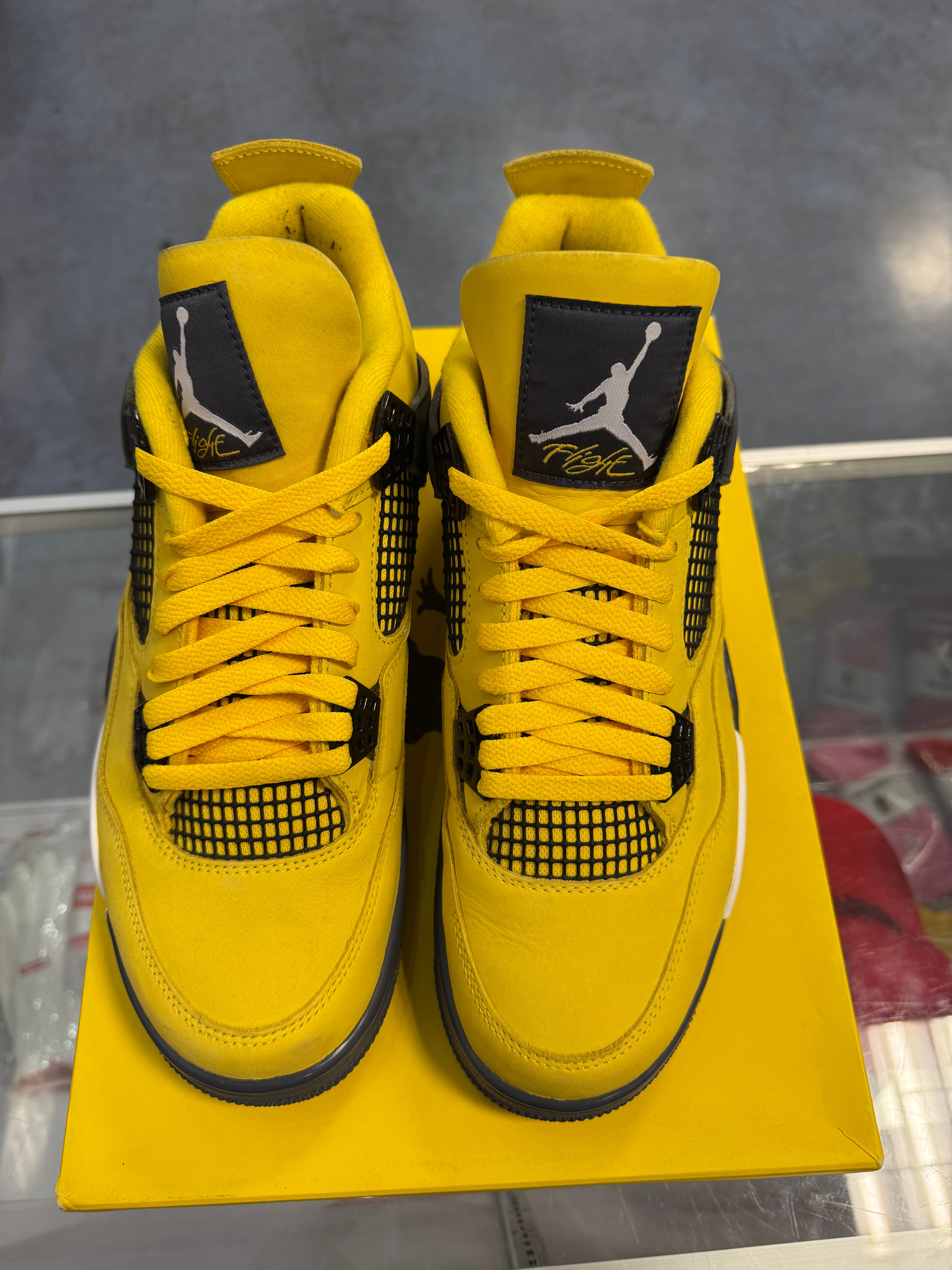 Preowned Jordan 4 Lightning