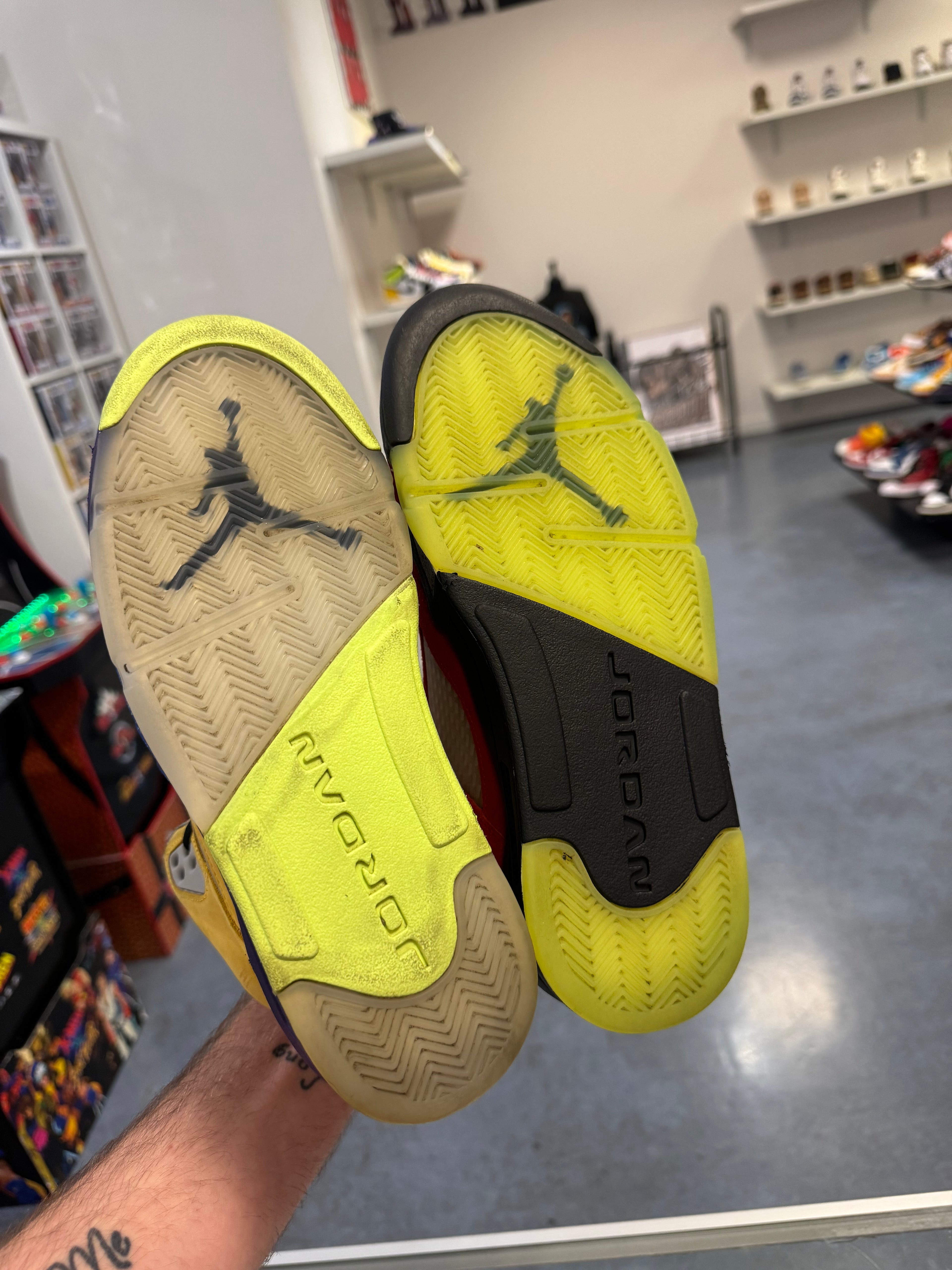 Preowned Jordan 5 Retro What The
