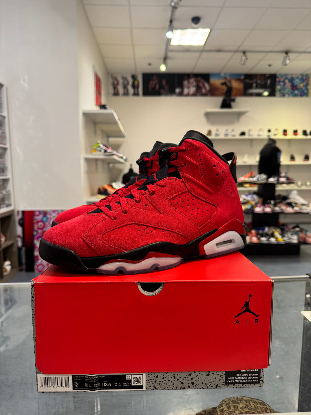 Preowned Jordan 6 Retro Toro Bravo