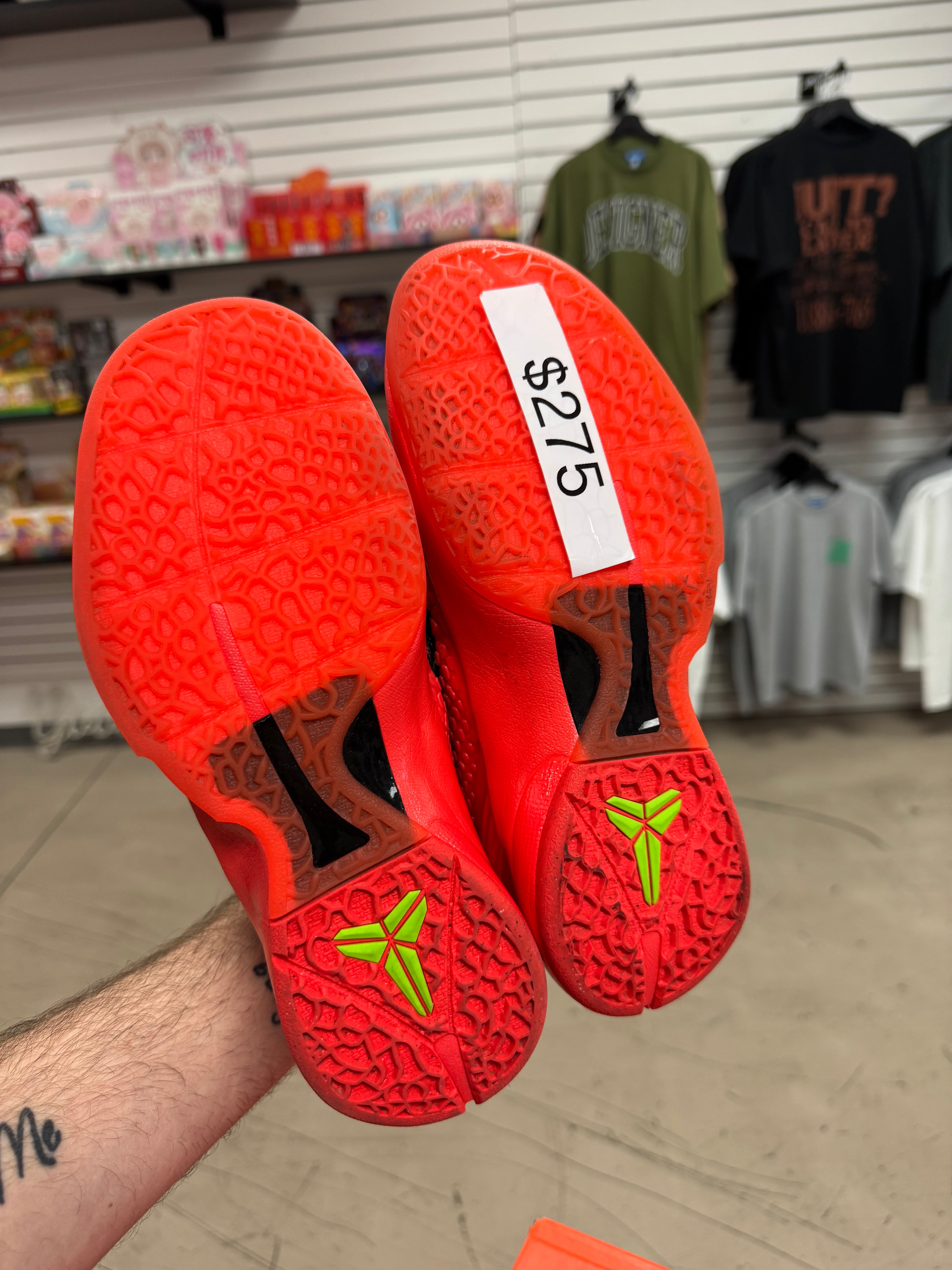 Preowned GS Kobe Nike 6 Reverse Grinch