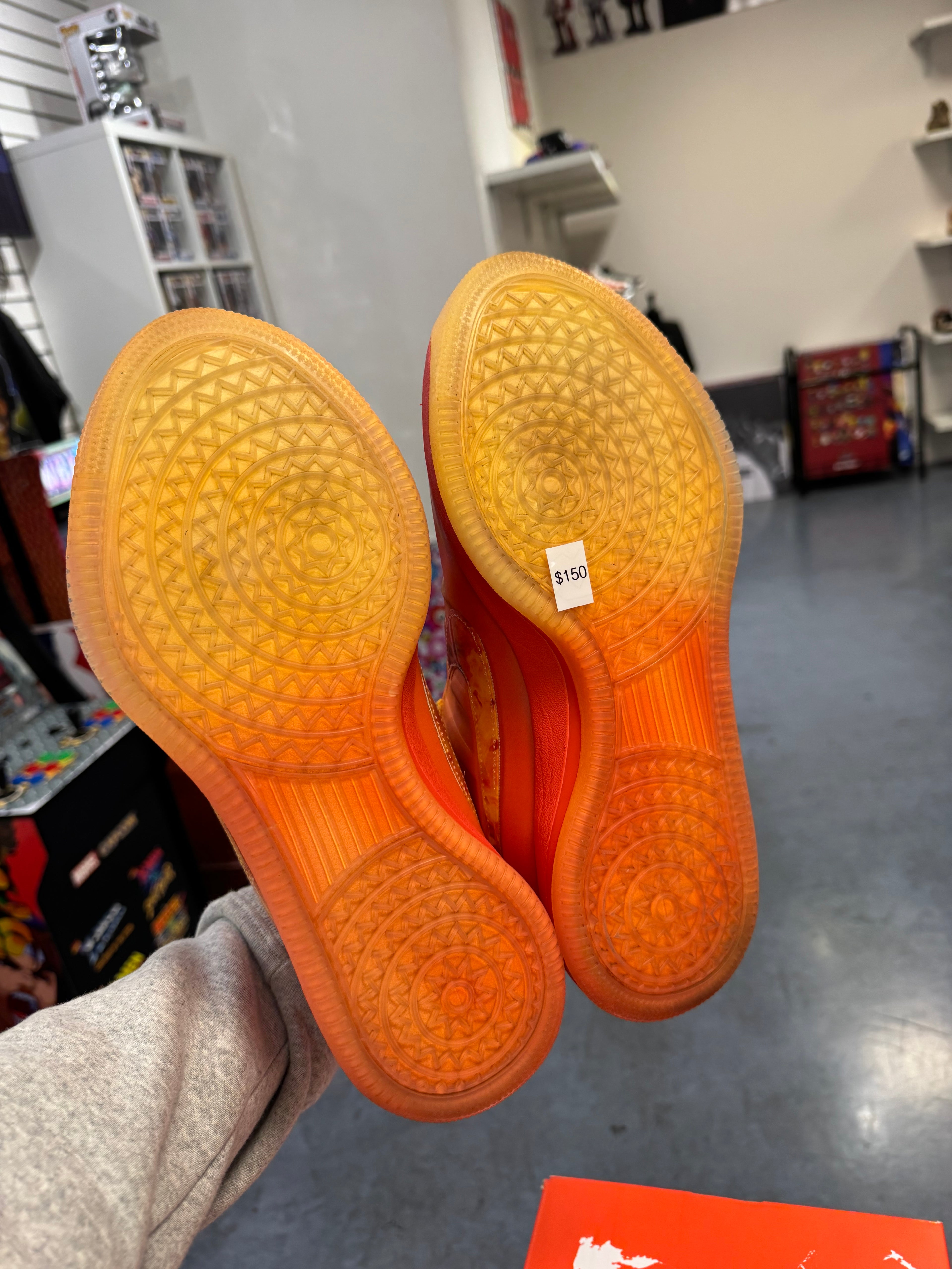 Preowned Nike Book 2 Phoenix