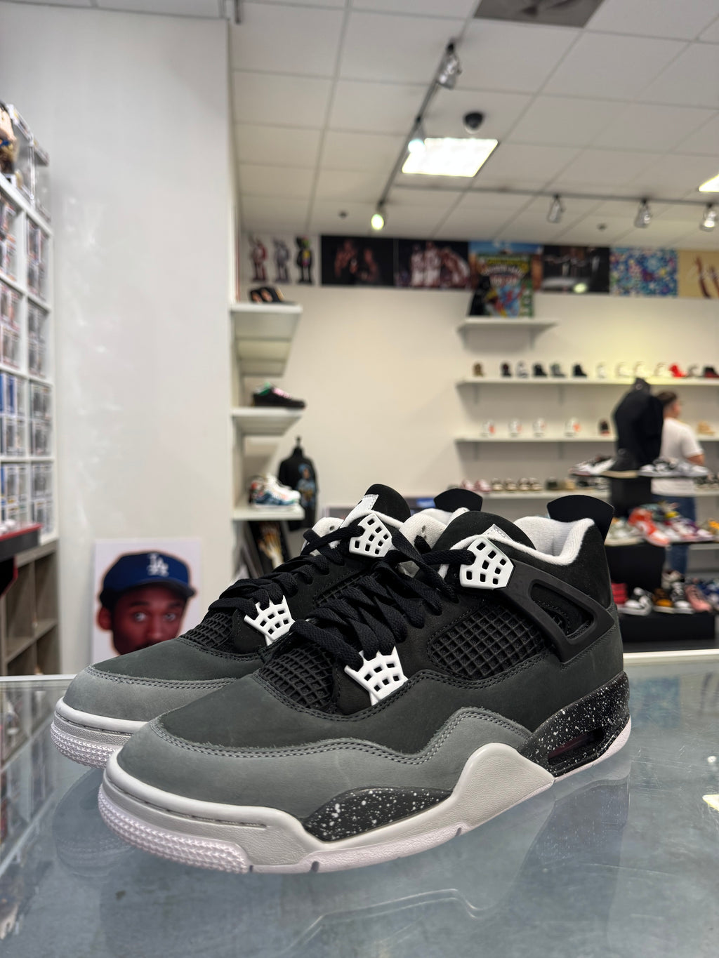 Preowned Jordan 4 Retro Fear 2024 Pair