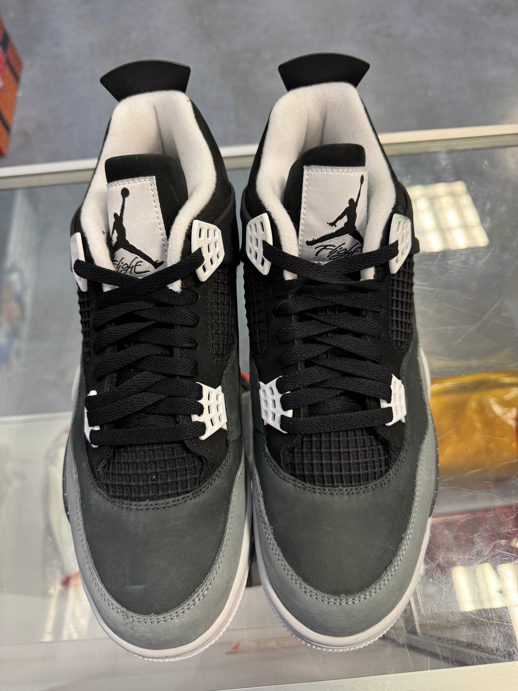 Preowned Jordan 4 Retro Fear 2024 Pair